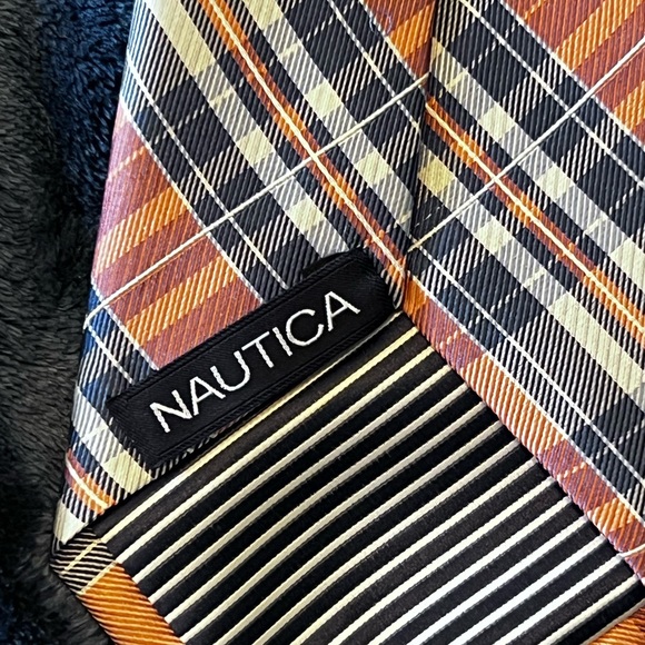 MENS NAUTICA TIE - Picture 3 of 3